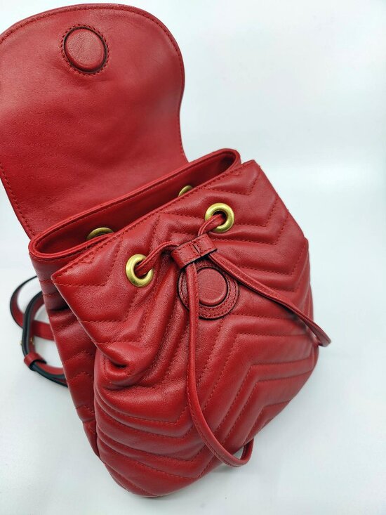 Gucci GG Marmont Matelasse Chevron Mini Backpack Red  display picture 1